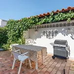 Ipanema Poolside Living By Lovelystay Quarteira