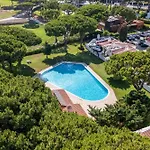 Ipanema Poolside Living By Lovelystay *
