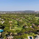Villa Ipanema Poolside Living By Lovelystay Quarteira