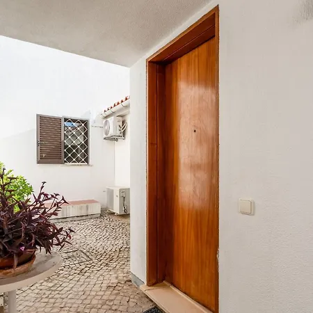 Ipanema Poolside Living By Lovelystay Villa Quarteira