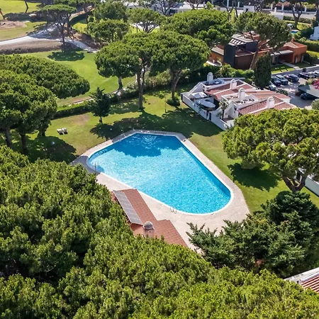 Ipanema Poolside Living By Lovelystay *