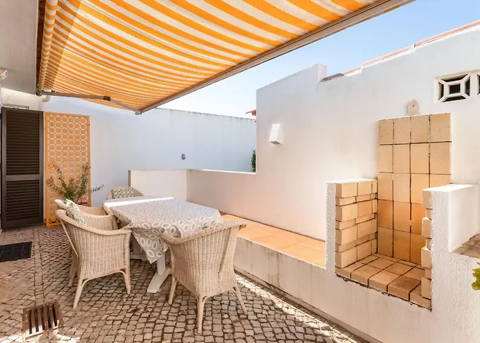 Villa Ipanema Poolside Living By Lovelystay *