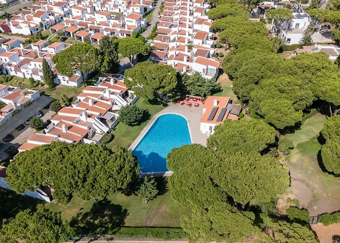 Villa Ipanema Poolside Living By Lovelystay *